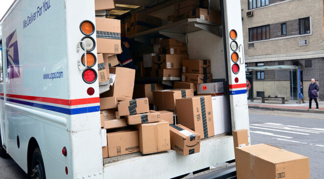 Amazon May – or May Not – Be Leaving the USPS